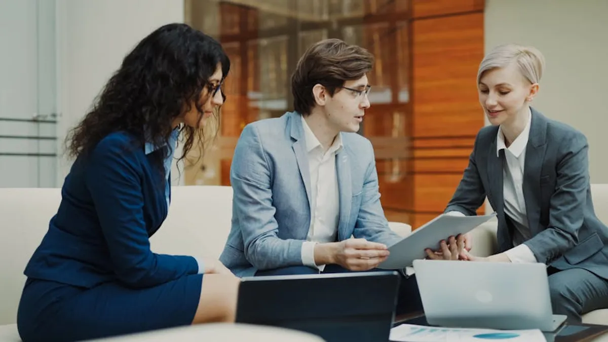 Lovingyou Review: What It Is, Features, Safety, and Alternatives
