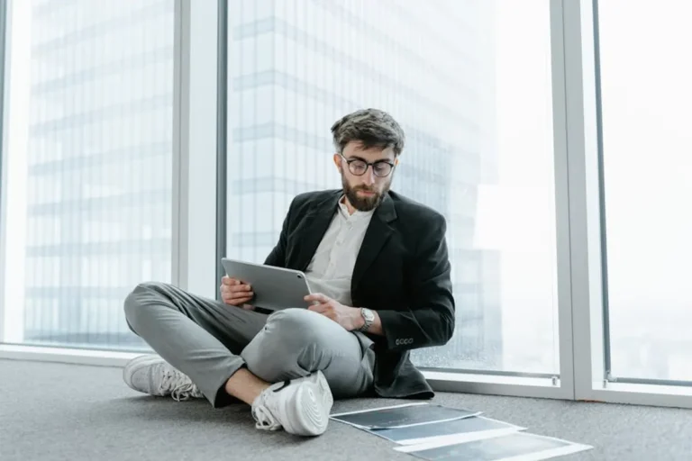 Rightnewsletter Review: What It Is, Features, Safety, and Alternatives